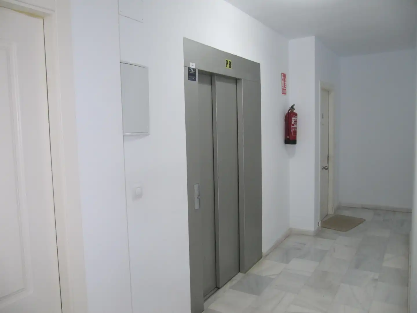 Garaje en venta en Calle Ortega y Gasset, Las Lomas - Las Yucas