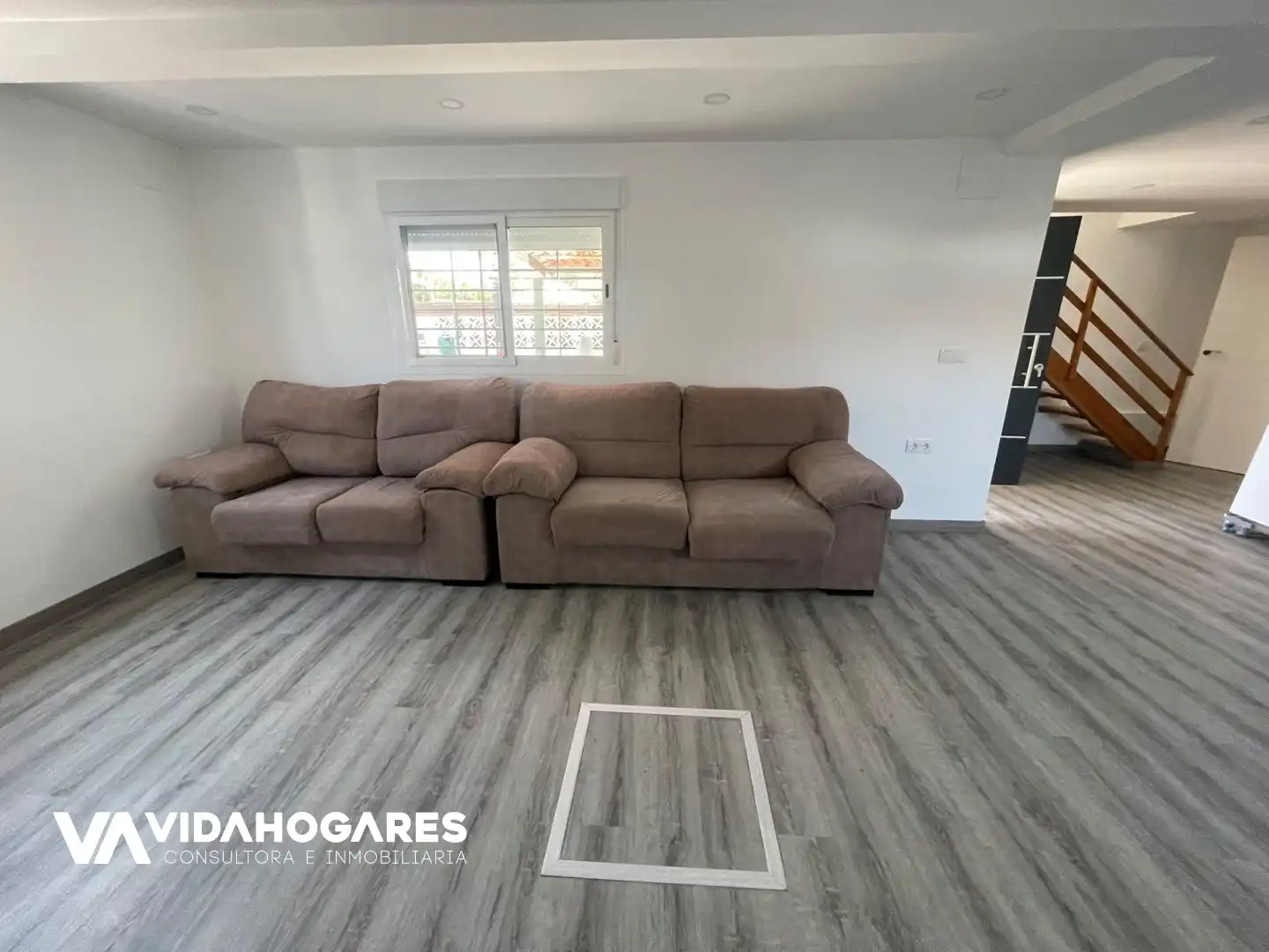 Sala d'estar de Finca rústica en venda en Rota