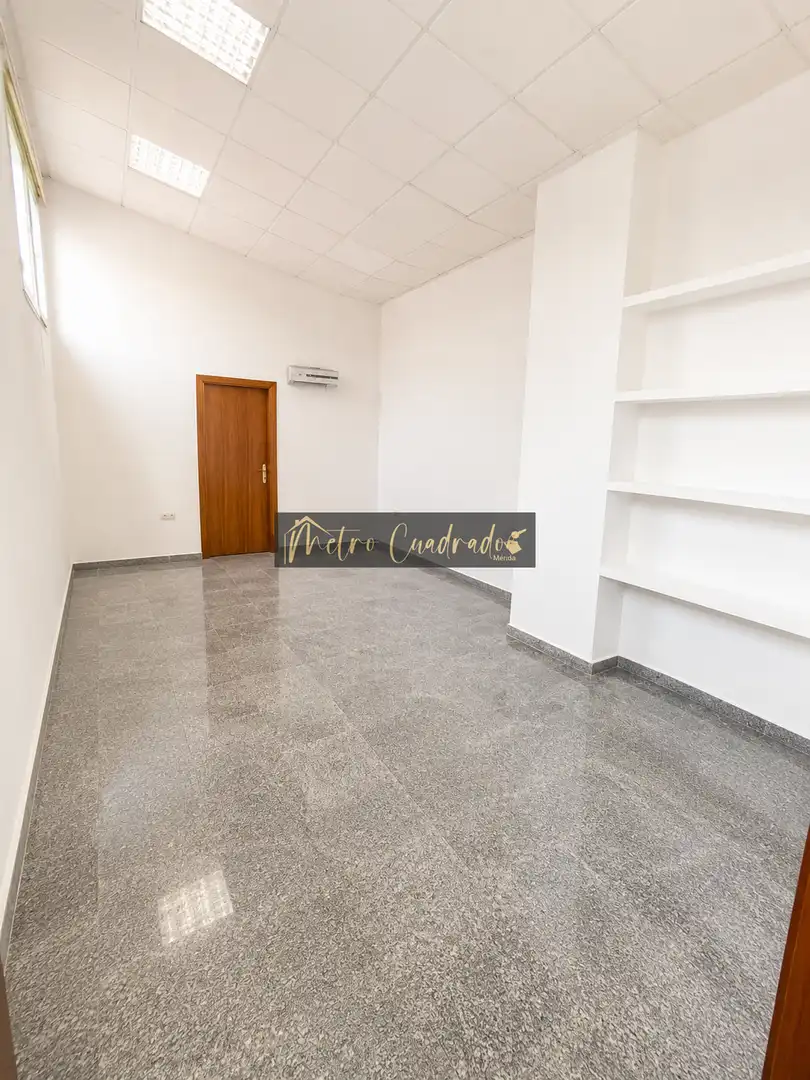 Habitación de Local de alquiler en Mérida con Aire acondicionado