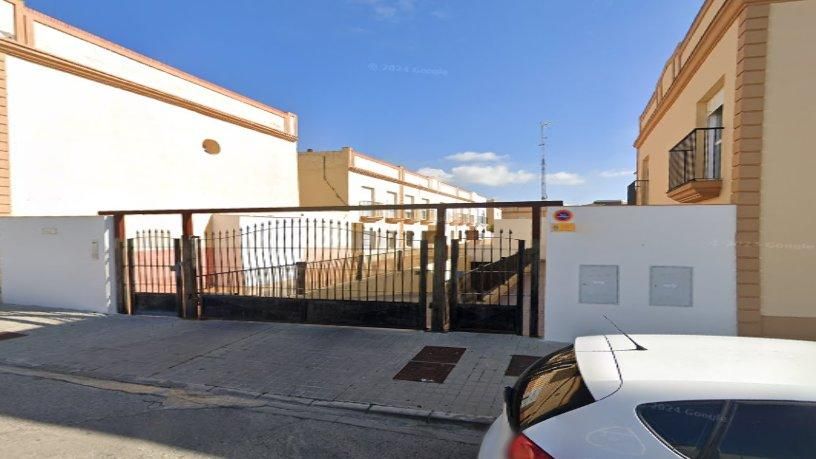 Garage for sale in Lebrija