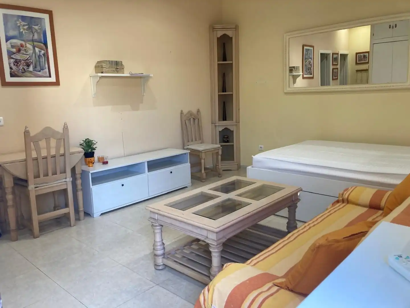 Habitación de Estudio de alquiler en Benalmádena con Piscina comunitaria