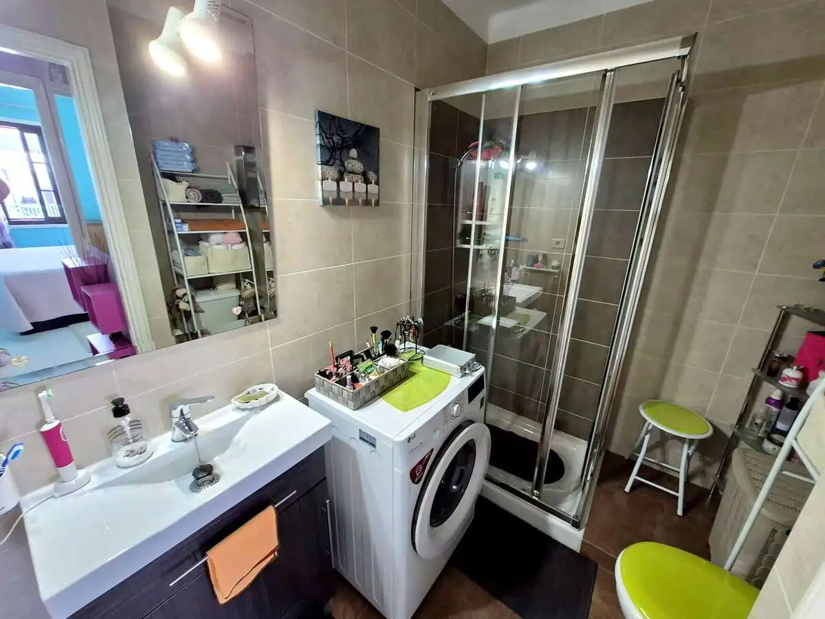 Baño de Apartamento en venta en Tías con Terraza y Amueblado