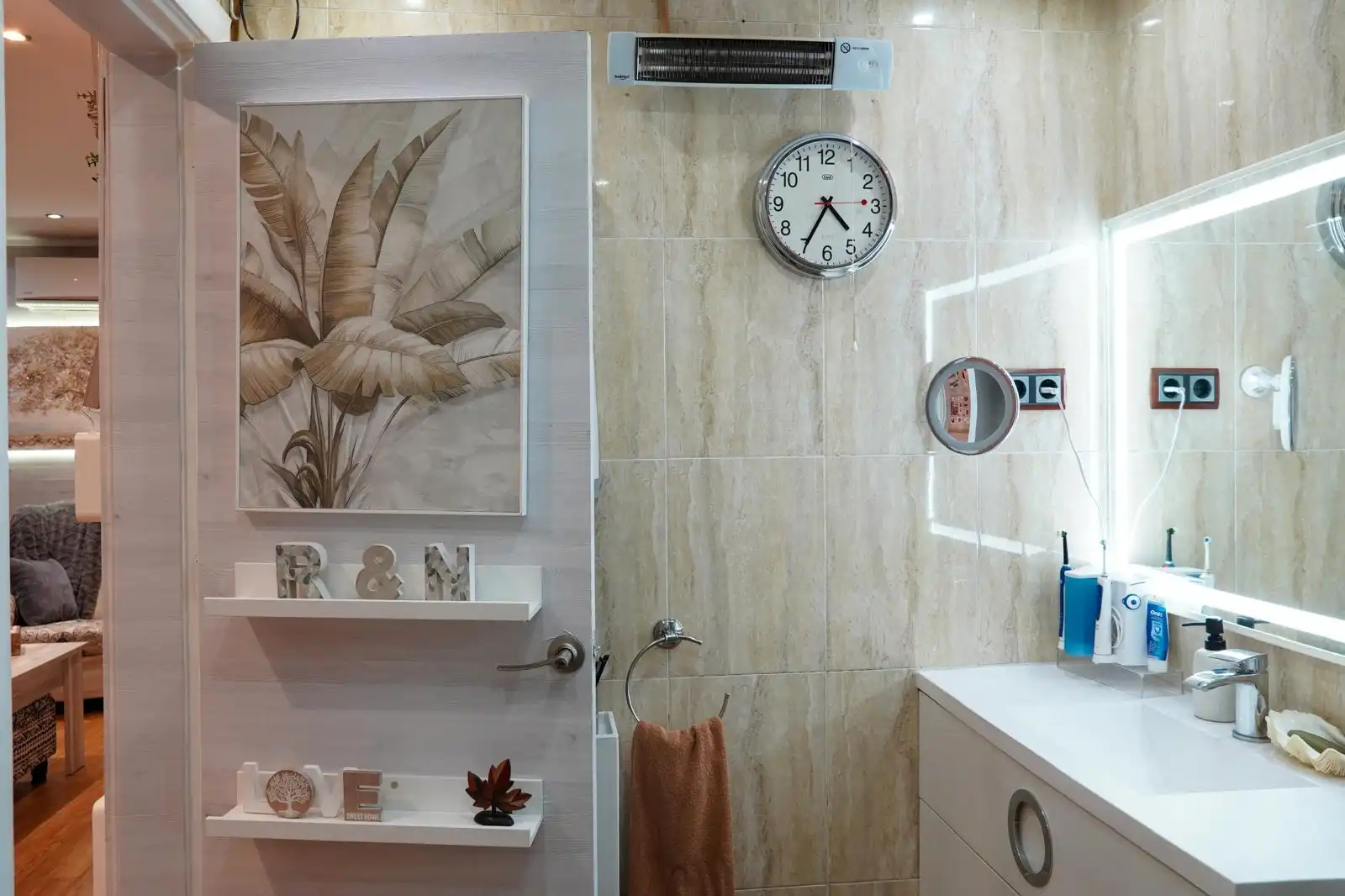 Houses for sale in Carrer l'Aviador Ruiz de Alda, La Marina del Port