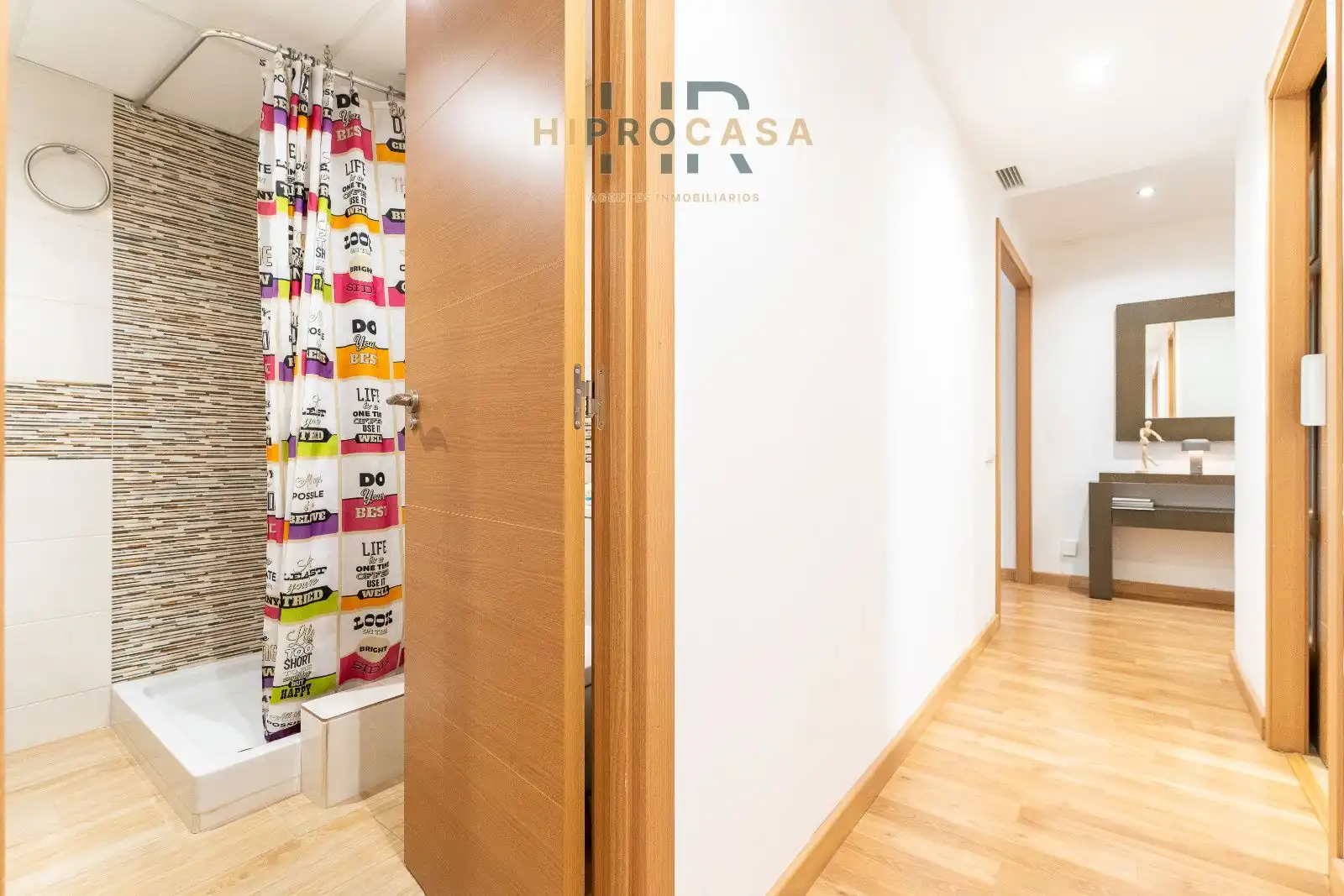 Wohnung zum Verkauf in Reus mit Klimaanlage und Terrasse