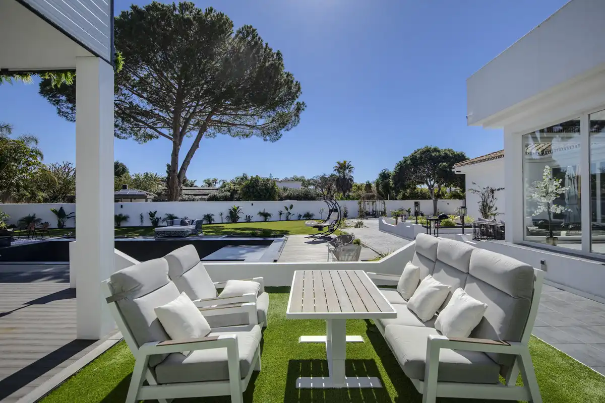 Jardí de Casa o xalet en venda en Estepona amb Terrassa i Piscina