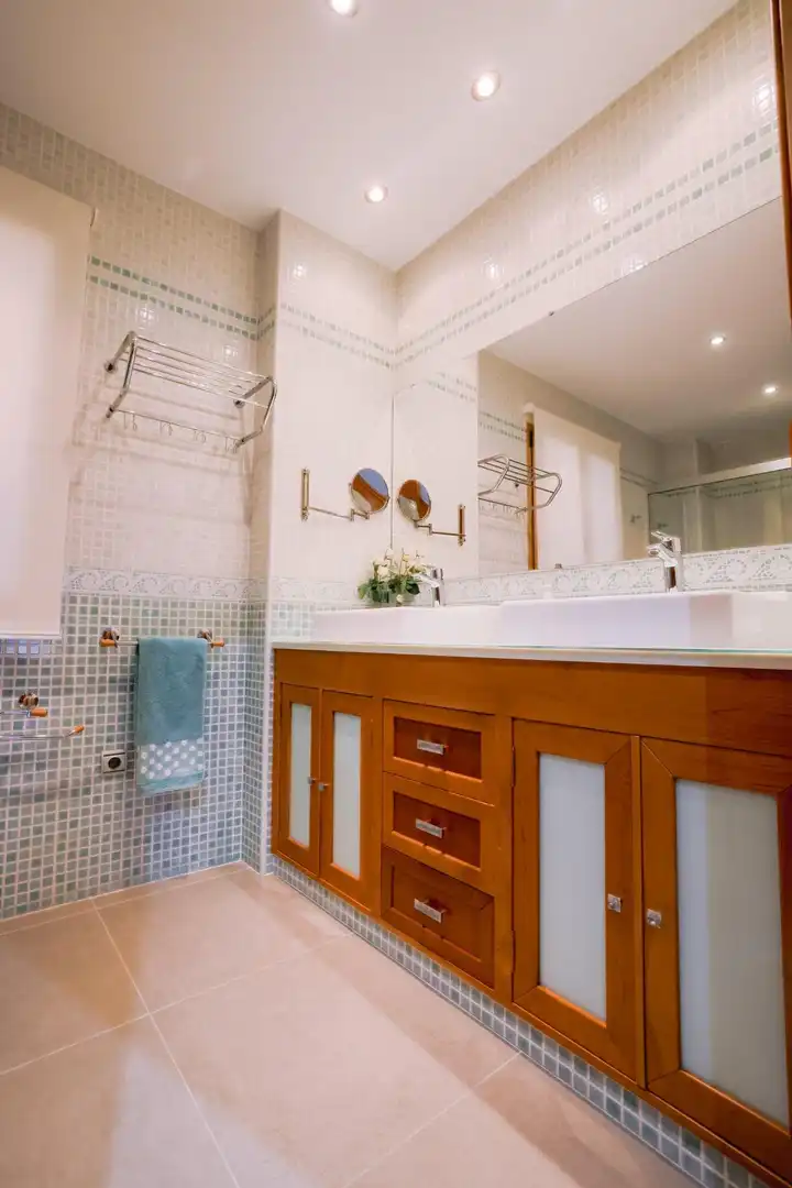 Bany de Casa o xalet en venda en Medellín amb Terrassa, Traster i Piscina