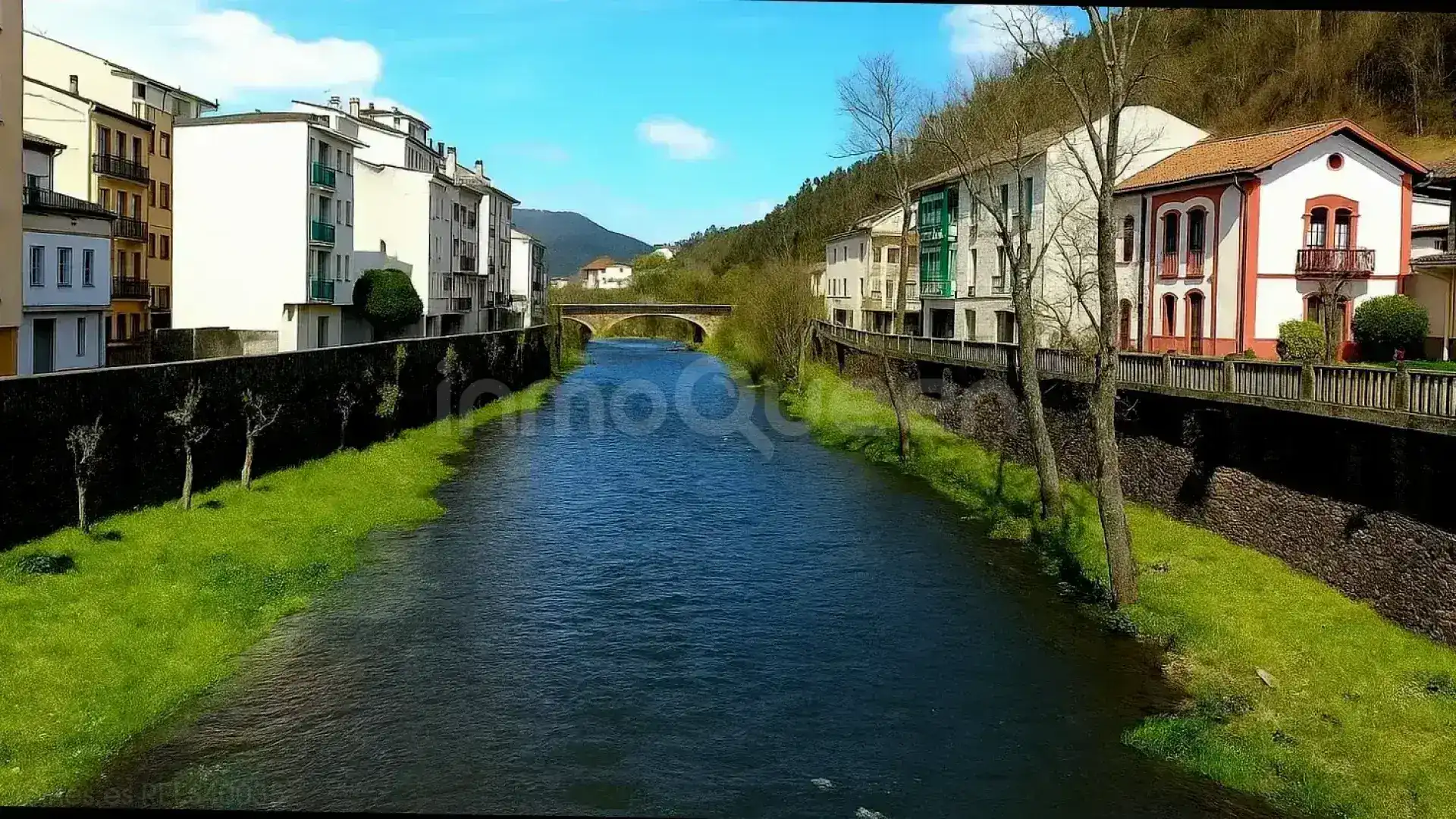 Vista exterior de Piso en venta en A Pontenova   con Calefacción, Terraza y Amueblado