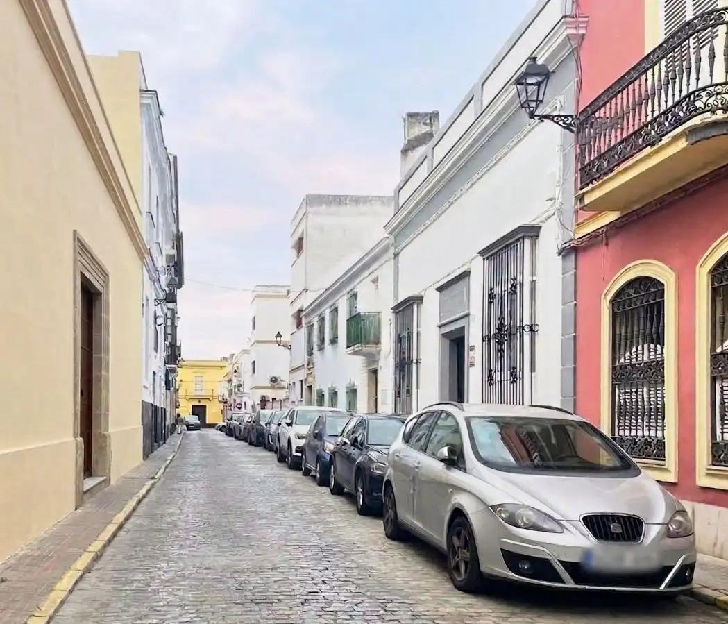 Vista exterior de Pis en venda en El Puerto de Santa María amb Terrassa i Moblat