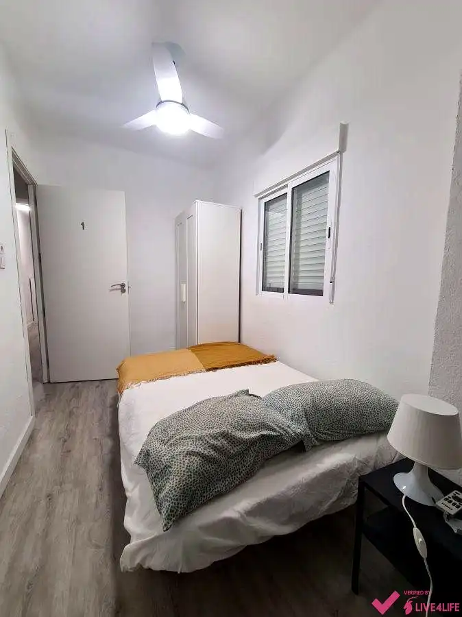 Habitación de Piso de alquiler en Valencia con Terraza y Amueblado