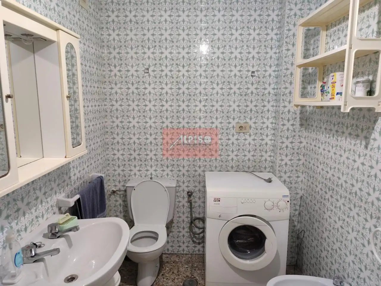 Bathroom of Flat for sale in Ourense Capital   with Heating, Storage room and Furnished
