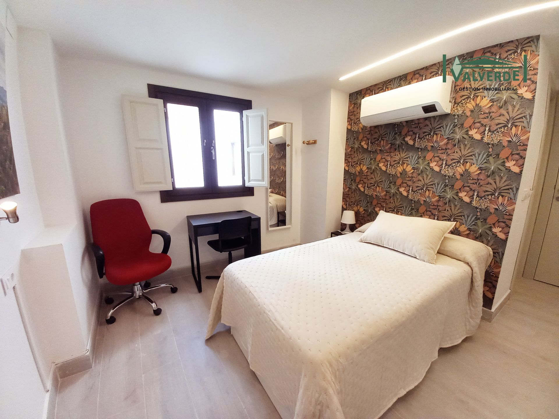 Bedroom of Study to rent in  Granada Capital  with Air Conditioner, Heating and Furnished