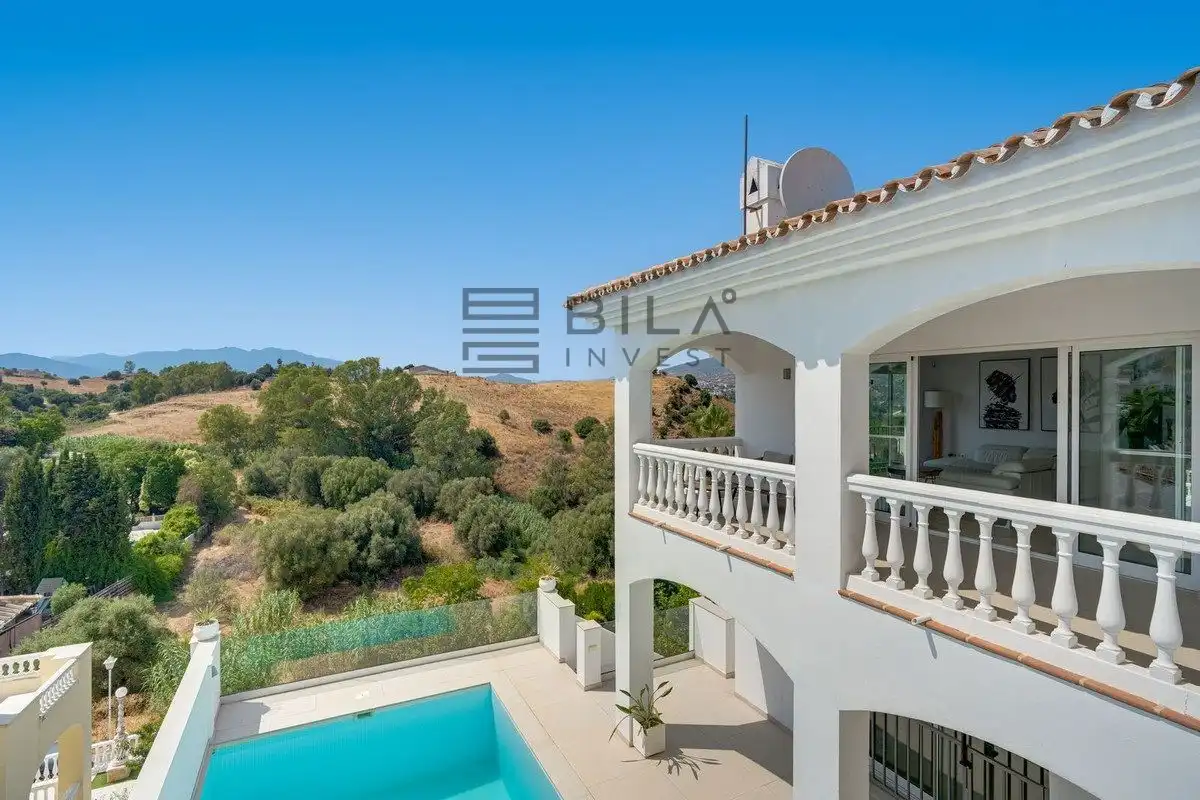 Villa avec piscine à vendre à Cerros del Aguila, imagen 5