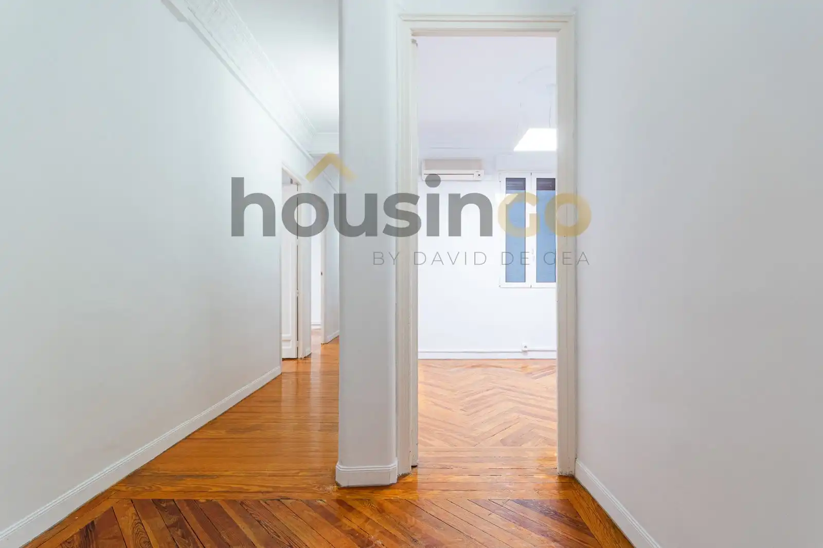 Office for rent in Madrid  with Air Conditioner, Heating and Balcony