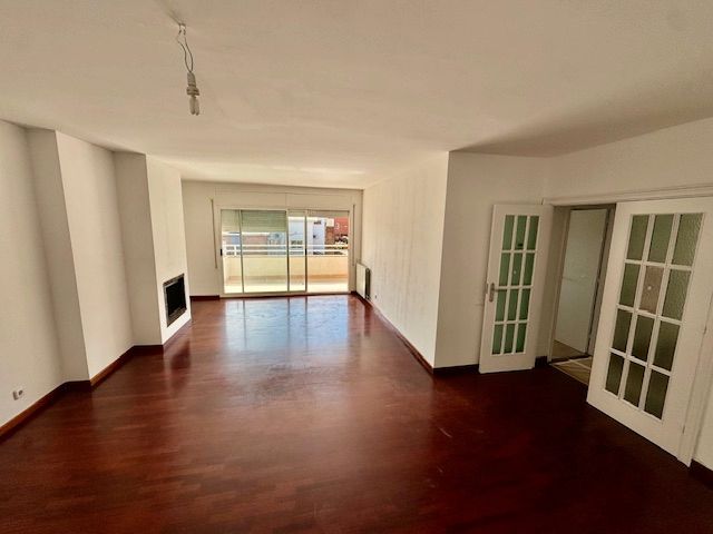 Living room of Attic for rent in Sant Cugat del Vallès  with Air Conditioner, Heating and Parquet flooring
