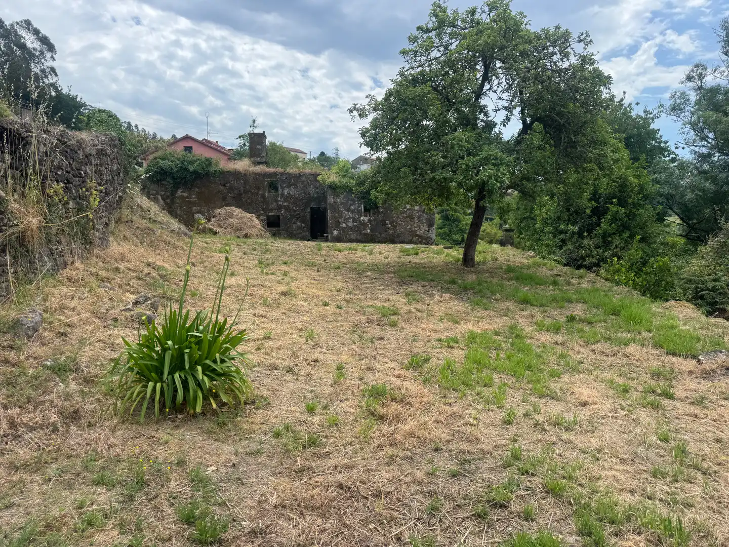 Country house zum Verkauf in Outes mit Privatgarten, Terrasse und Balkon