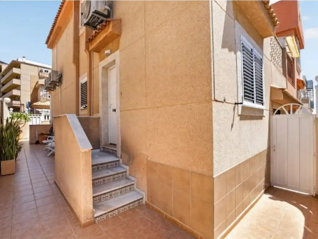 Casa con jardín en venta en La Mata, imagen 8