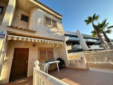 Bungalow con piscina in vendita a Calle Monte de Santa Pola