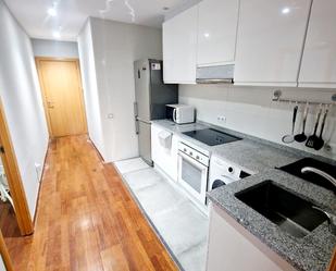 Kitchen of Flat to rent in  Barcelona Capital  with Air Conditioner, Parquet flooring and Terrace