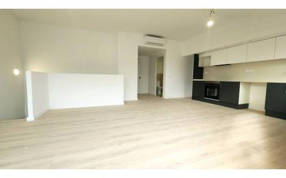 Living room of Duplex for sale in Terrassa  with Air Conditioner, Heating and Parquet flooring