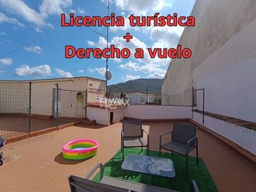 Villa con balcone in vendita a Calle CL FLORIDABLANCA