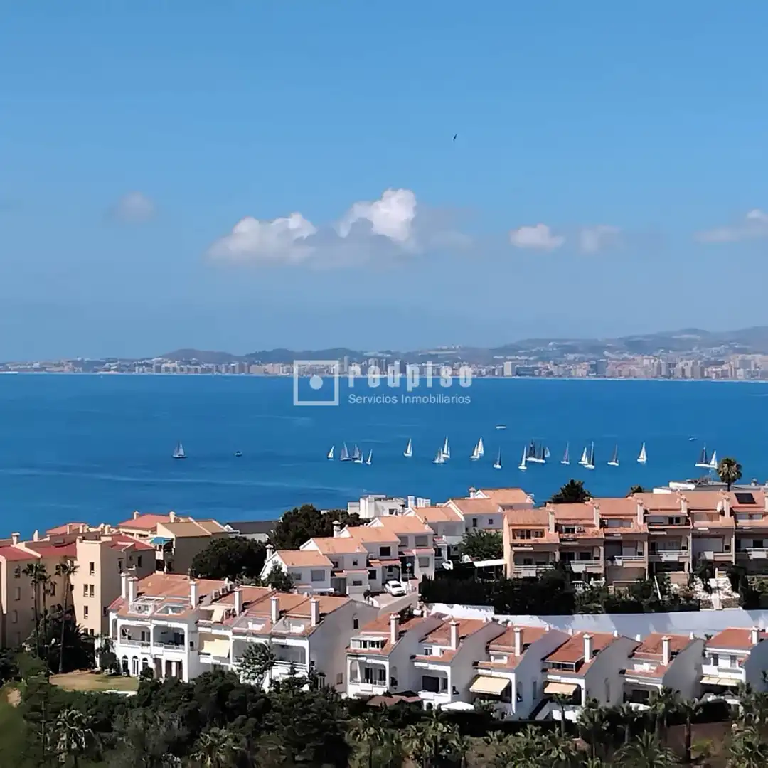 Flat for rent in Benalmádena  with Air Conditioner, Private garden and Terrace