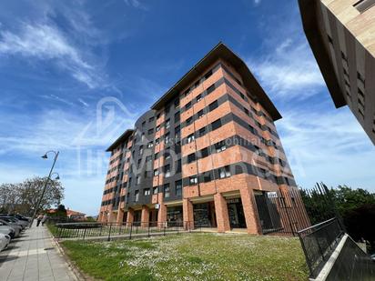 Exterior view of Duplex for sale in Avilés