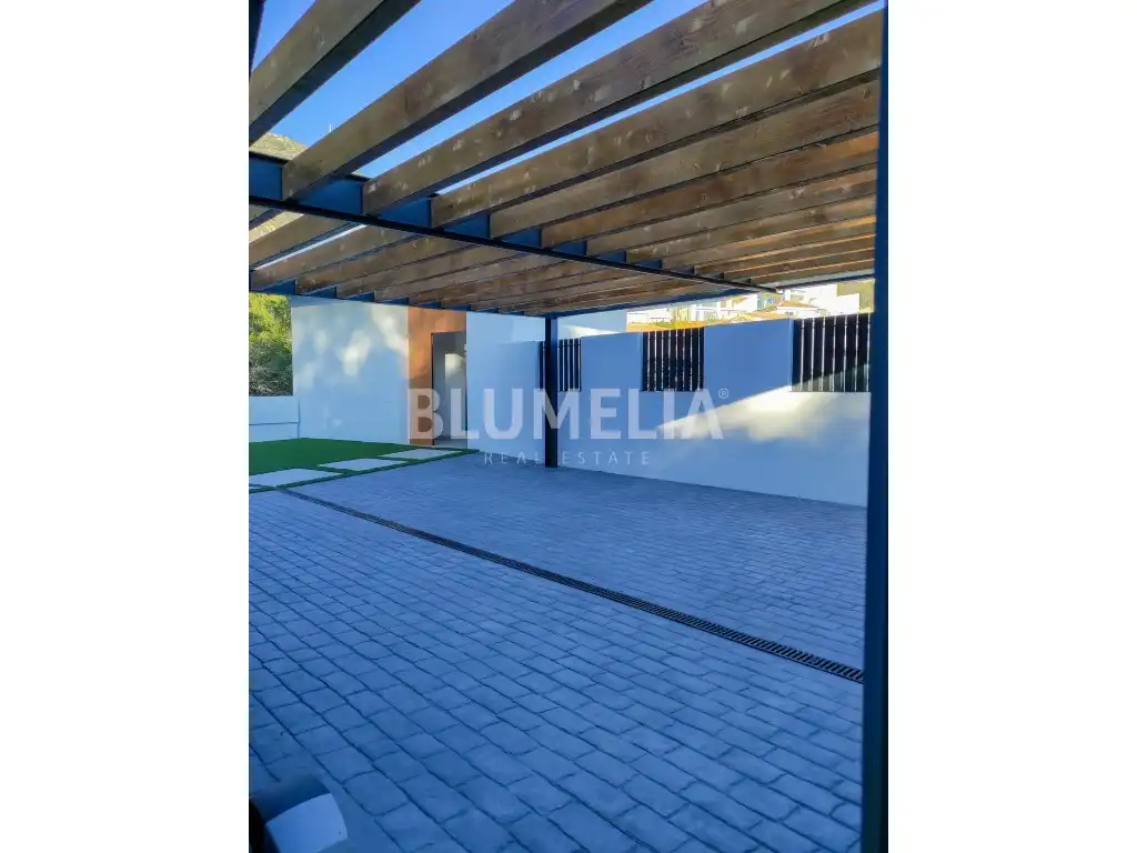 House with pool for sale in Avenida Principal De La Sierra, imagen 24