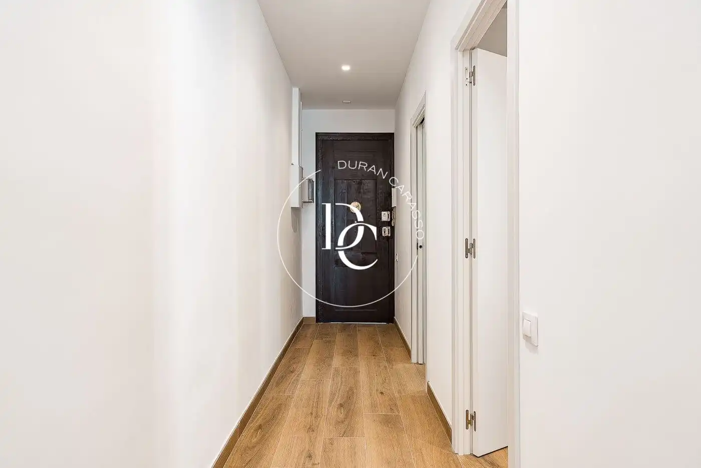 Flat for sale in Barcelona  with Air Conditioner, Heating and Terrace