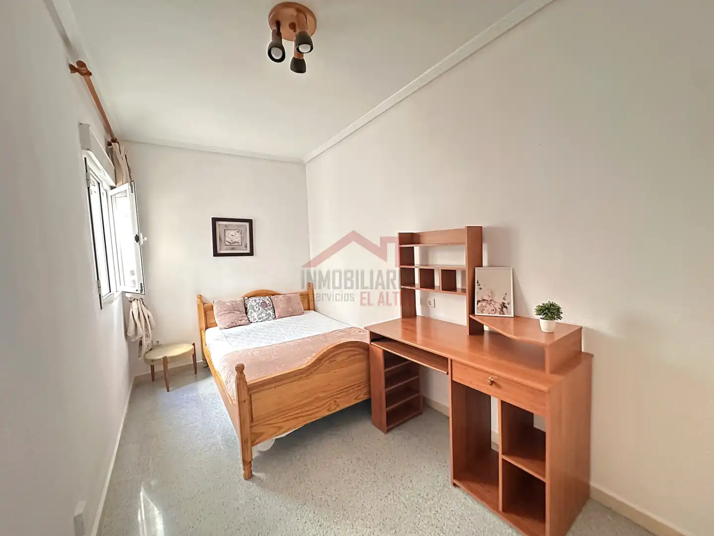 Habitación de Piso en venta en Elche / Elx con Trastero, Amueblado y Horno