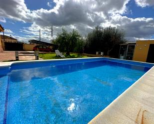 Piscina de Casa o xalet en venda en  Córdoba Capital amb Aire condicionat, Terrassa i Piscina