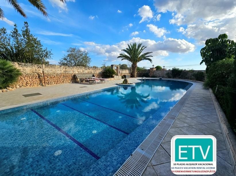 Piscina de Finca rústica en venda en Llucmajor amb Aire condicionat, Calefacció i Jardí privat