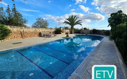 Swimming pool of Country house for sale in Llucmajor  with Air Conditioner, Heating and Private garden