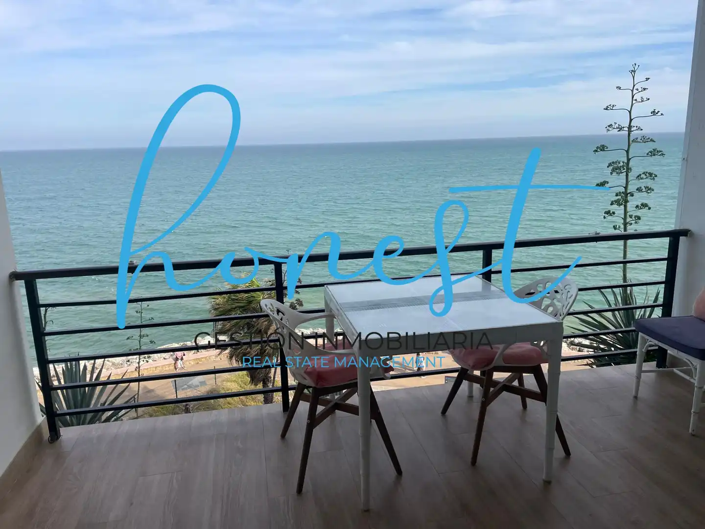 Piso en venta en Torremolinos con Aire acondicionado, Terraza y Amueblado