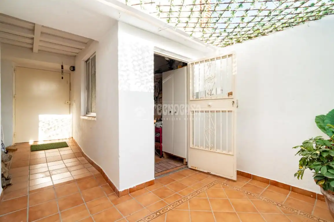 Casa adosada en venta en Padul con Terraza y Piscina comunitaria