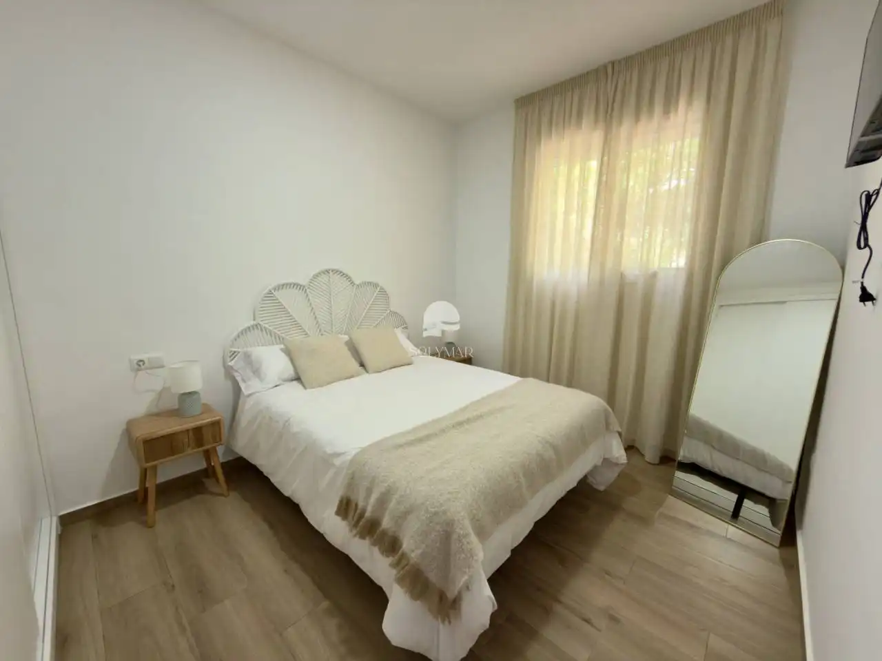 Dormitori de Casa o xalet de lloguer en Vélez-Málaga amb Aire condicionat i Moblat