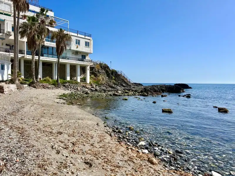 Vista exterior de Pis en venda en Benalmádena amb Aire condicionat, Terrassa i Piscina