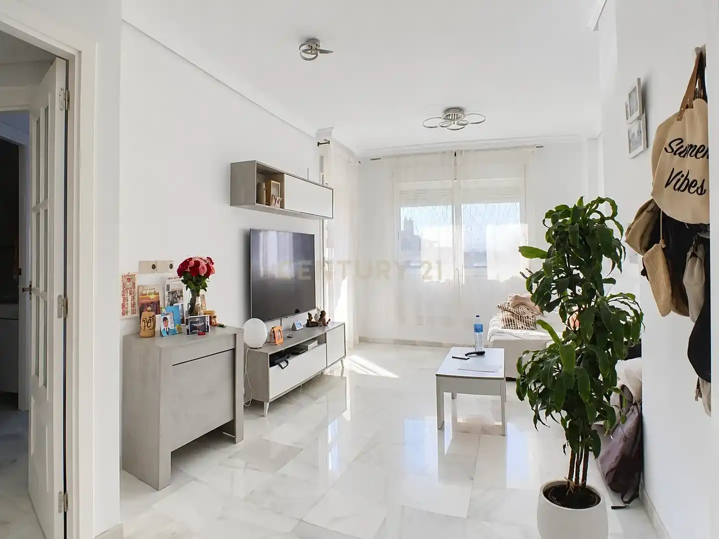 Appartement compact avec piscine à vendre à Avenida Imperio Argentina, Málaga, Spain 7