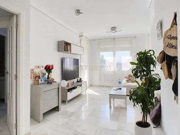 Apartamento con piscina en venta en Avenida Imperio Argentina, Málaga, Spain 7