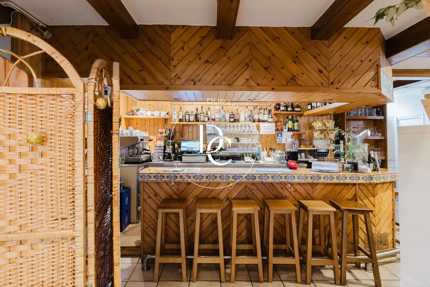 Local en venta en Alp