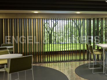 Office space with lift to rent in Temple