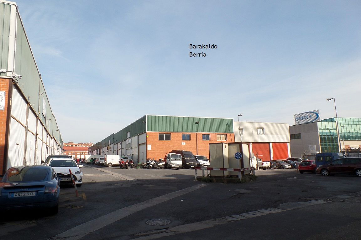 Aparcament de Nau industrial en venda en Valle de Trápaga-Trapagaran