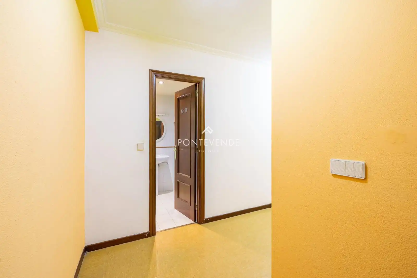 Bureau avec ascenseur à vendre à Zona de Plaza de Barcelos, imagen 2