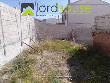 Wohnbaugrundstück zum Verkauf in Calle Zurdo