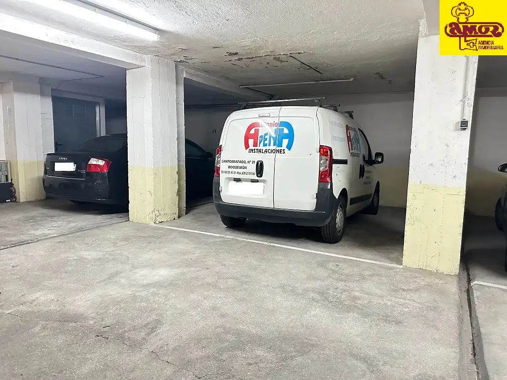 Aparcament amb ascensor en venda a Rúa de San Pedro de Mezonzo, imagen 2