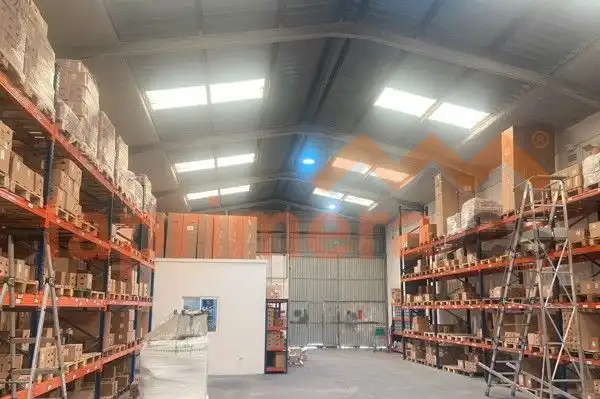 Industrial building to rent in Alaquàs, imagen 4