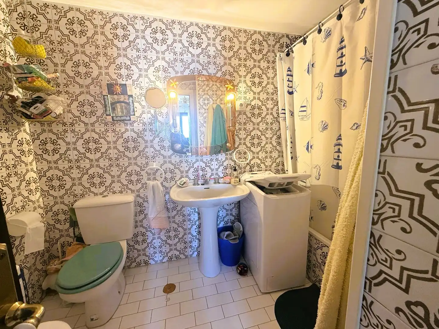 Baño de Apartamento en venta en La Manga del Mar Menor con Terraza, Amueblado y Horno