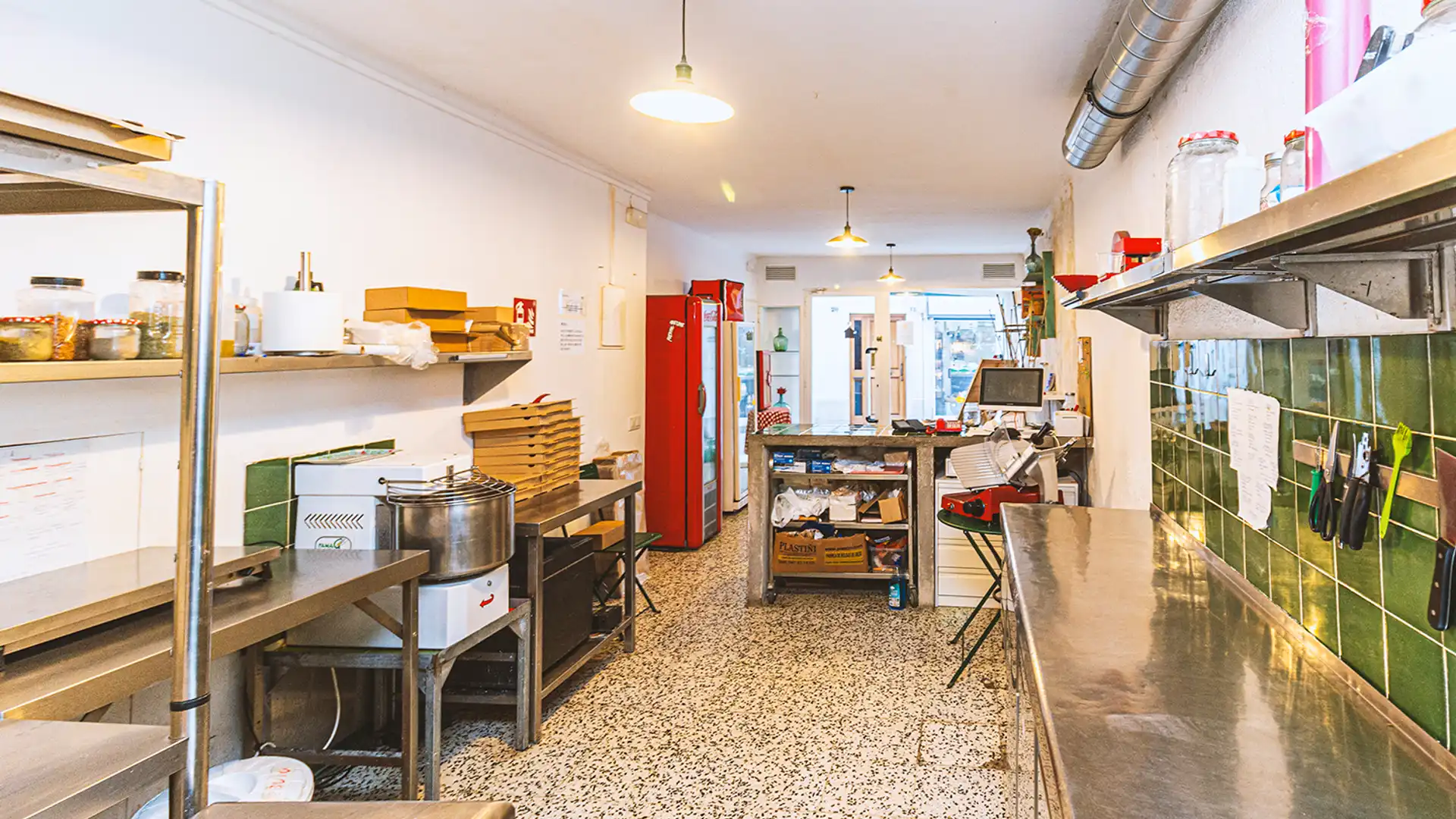 Cocina de Local en venta en Sant Pol de Mar
