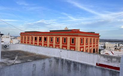 Vista exterior de Pis en venda en San Fernando amb Aire condicionat i Terrassa