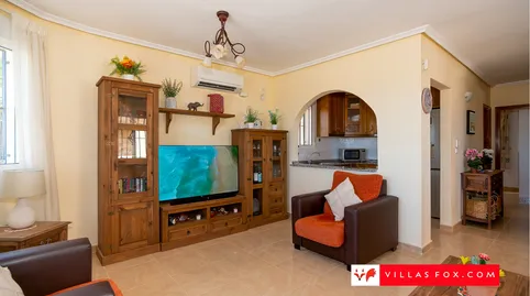 Foto 2 de Casa o chalet en venta en San Miguel de Salinas, Alicante