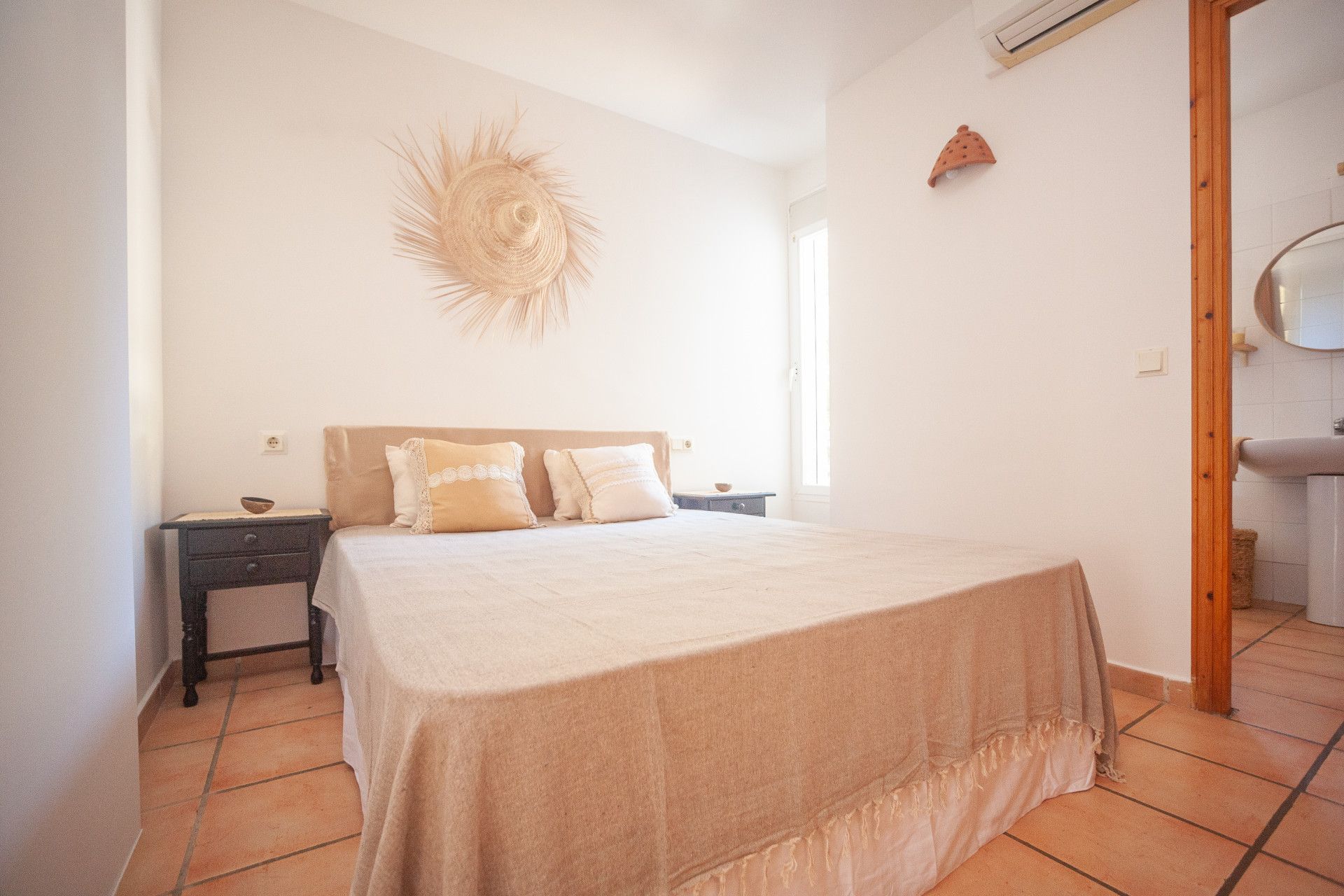Bedroom of Apartment for sale in Santa Eulària des Riu  with Air Conditioner, Terrace and Furnished